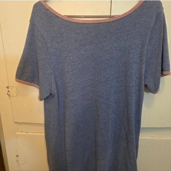 LuLaRoe Tee Size Large - Picture 3 of 3